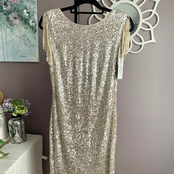Gorgeous Frank Lyman Sequin dress with fringe Sz M - Picture 8 of 16
